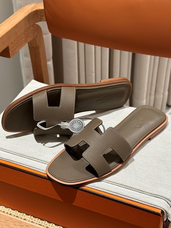 에르메스 오란 엡솜 발판 샌들 슬리퍼 [매장가110만원대]