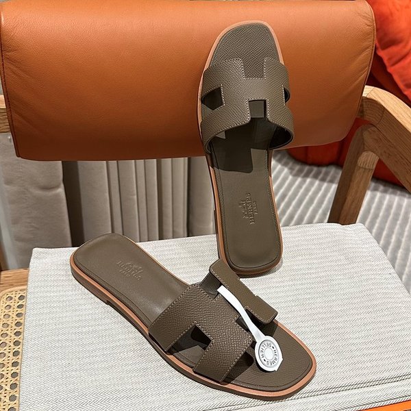 에르메스 오란 엡솜 발판 샌들 슬리퍼 [매장가110만원대]