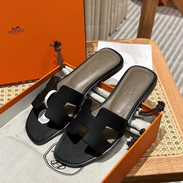 에르메스 오란 엡솜 발판 샌들 슬리퍼 [매장가110만원대]