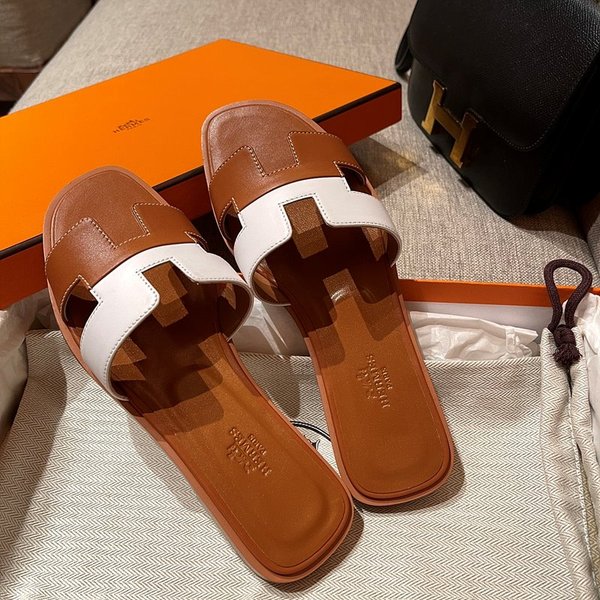 에르메스 오란 스위프트 레더 발판 샌들 슬리퍼 [매장가110만원대]