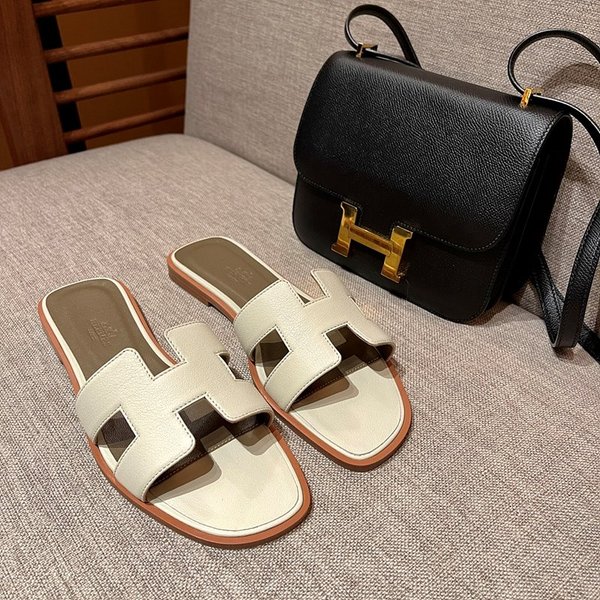 에르메스 오란 스위프트 레더 발판 샌들 슬리퍼 [매장가110만원대]