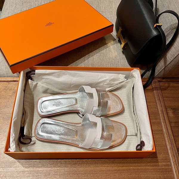 에르메스 오란 스위프트 레더 발판 샌들 슬리퍼 [매장가110만원대]