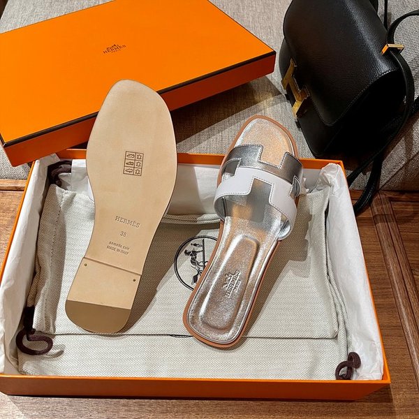 에르메스 오란 스위프트 레더 발판 샌들 슬리퍼 [매장가110만원대]