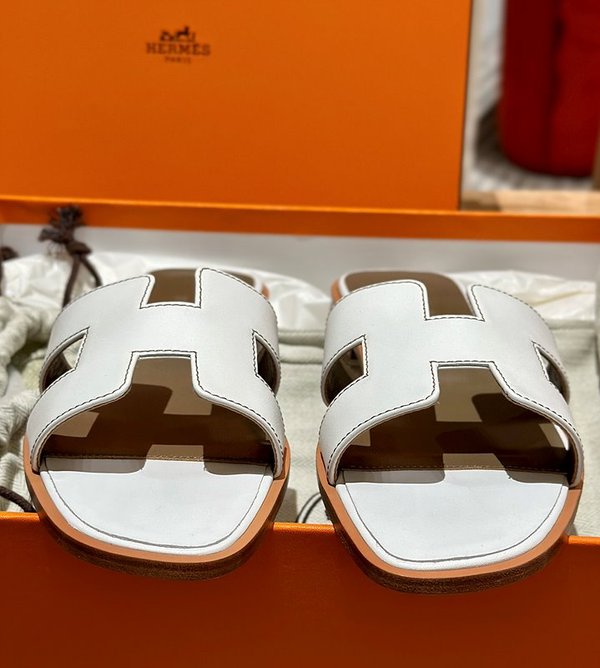 에르메스 오란 스위프트 레더 발판 샌들 슬리퍼 [매장가110만원대]