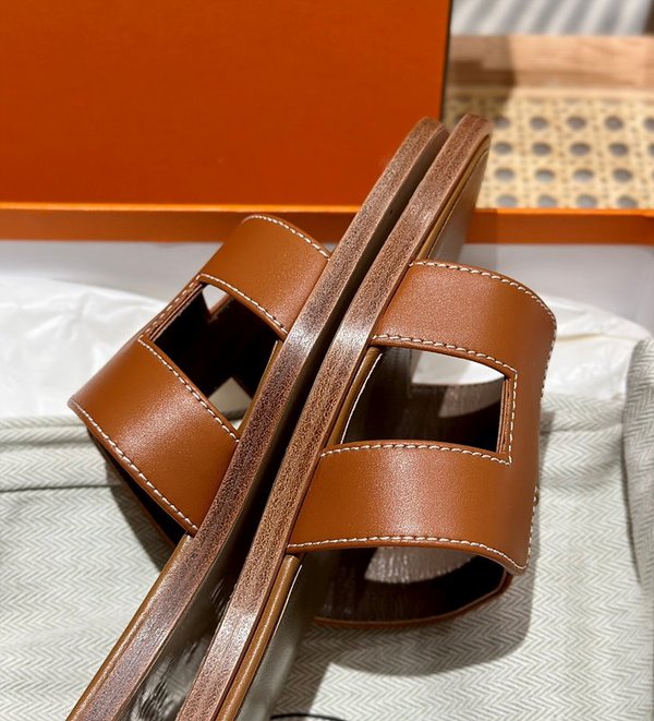 에르메스 오란 스위프트 레더 발판 샌들 슬리퍼 [매장가110만원대]