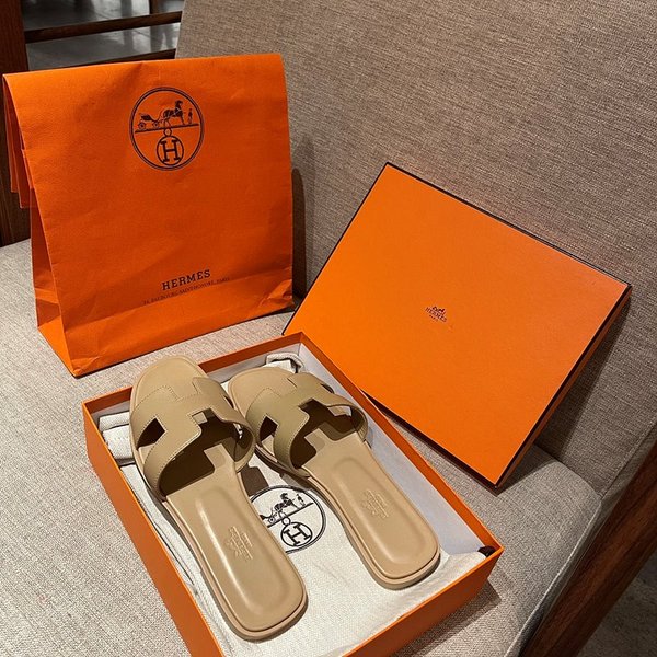 에르메스 오란 발판 샌들 슬리퍼 [매장가110만원대]