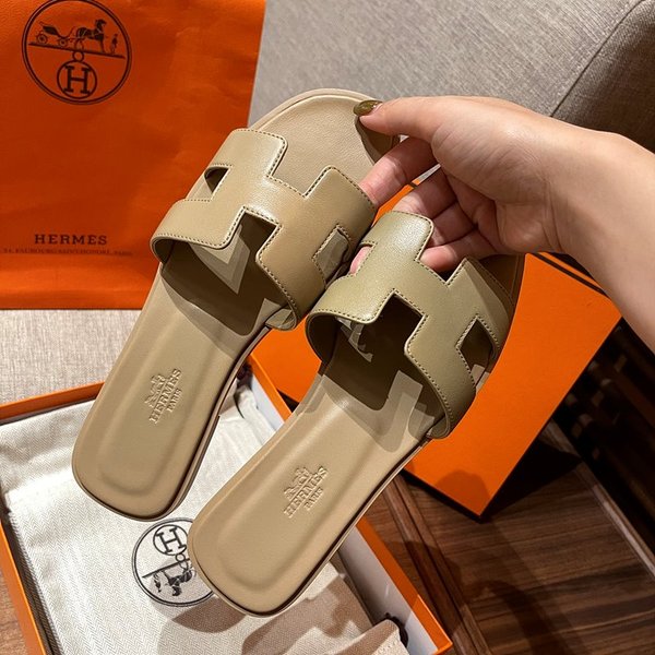 에르메스 오란 발판 샌들 슬리퍼 [매장가110만원대]