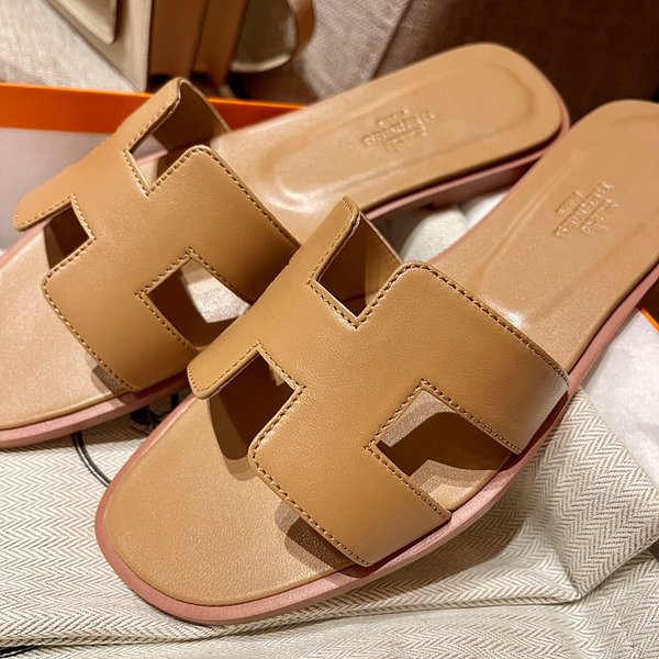 에르메스 오란 발판 샌들 슬리퍼 [매장가110만원대]