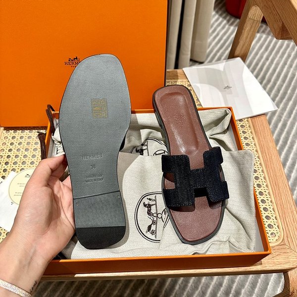 에르메스 오란 발판 샌들 슬리퍼 [매장가110만원대]