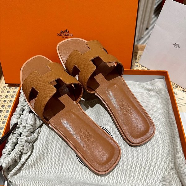에르메스 오란 발판 샌들 슬리퍼 [매장가110만원대]