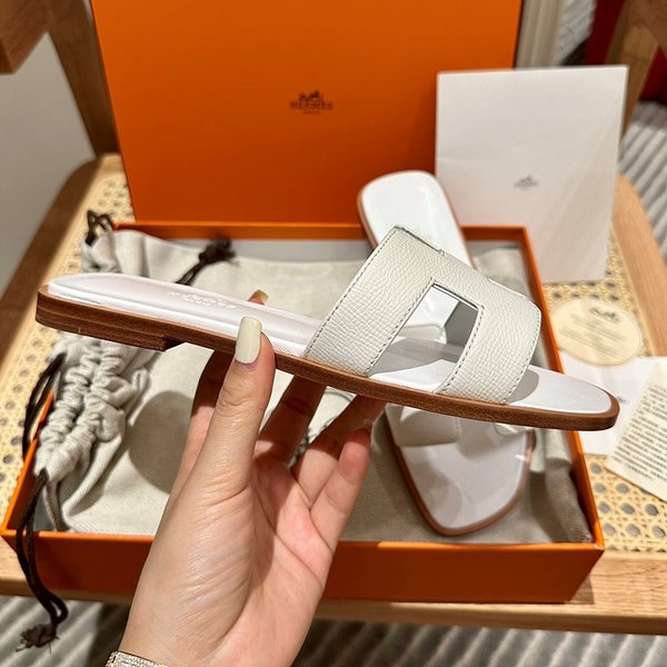 에르메스 오란 발판 샌들 슬리퍼 [매장가110만원대]