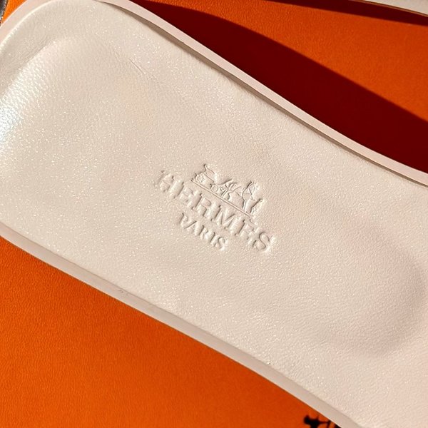 에르메스 오란 발판 샌들 슬리퍼 [매장가110만원대]