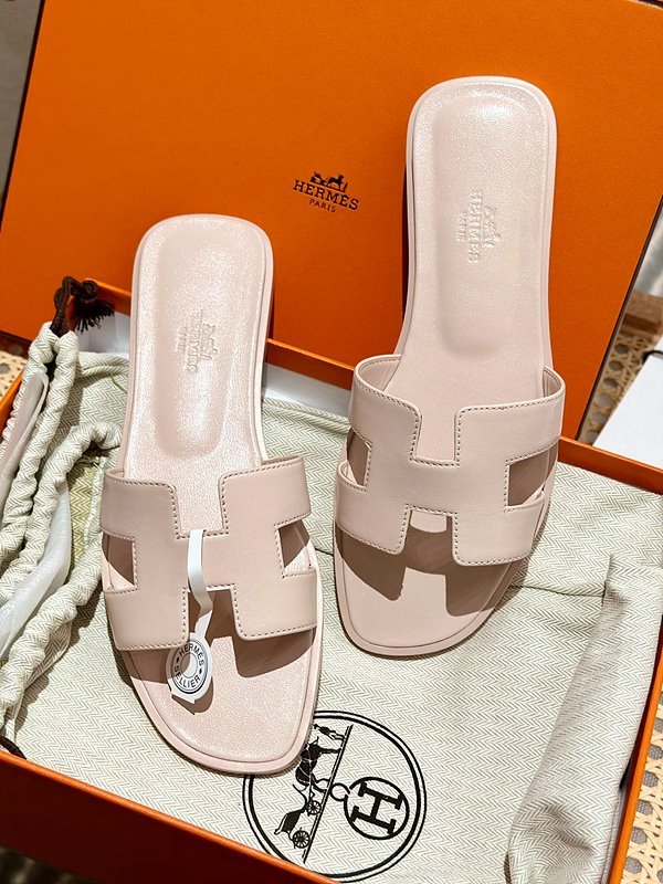 에르메스 오란 발판 샌들 슬리퍼 [매장가110만원대]