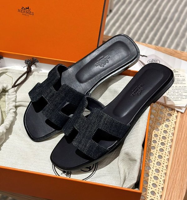 에르메스 오란 발판 샌들 슬리퍼 [매장가110만원대]