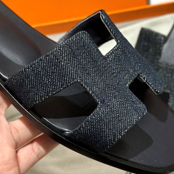 에르메스 오란 발판 샌들 슬리퍼 [매장가110만원대]