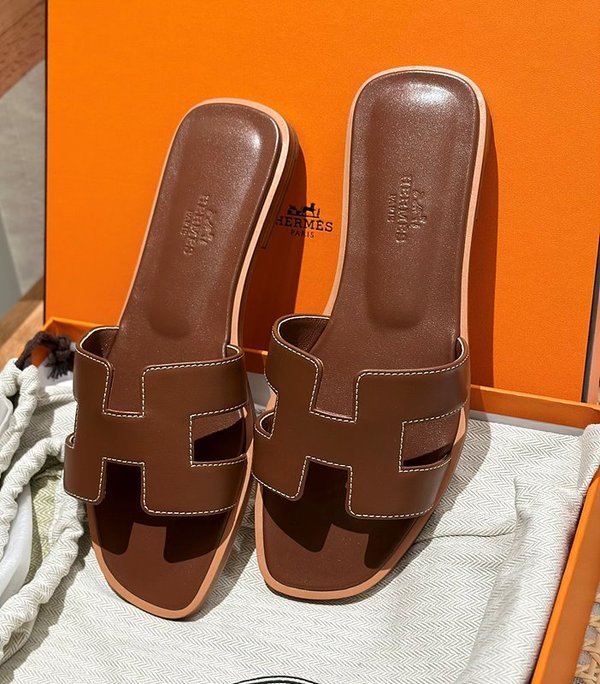 에르메스 오란 발판 샌들 슬리퍼 [매장가110만원대]