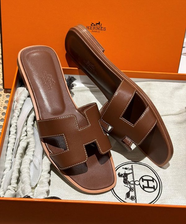 에르메스 오란 발판 샌들 슬리퍼 [매장가110만원대]