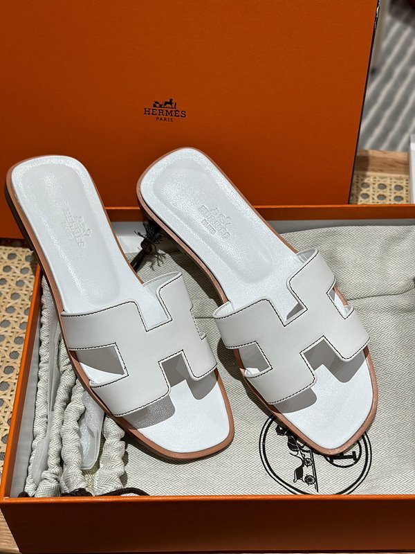 에르메스 오란 발판 샌들 슬리퍼 [매장가110만원대]