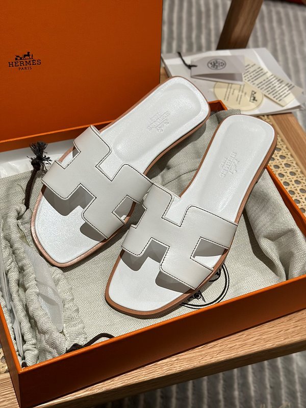 에르메스 오란 발판 샌들 슬리퍼 [매장가110만원대]