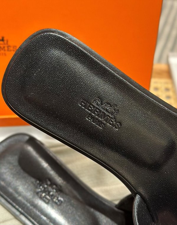 에르메스 오란 발판 샌들 슬리퍼 [매장가110만원대]