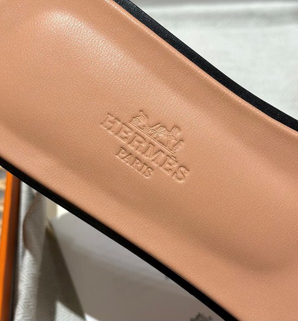 에르메스 오란 발판 샌들 슬리퍼 [매장가110만원대]