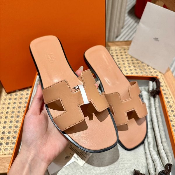 에르메스 오란 발판 샌들 슬리퍼 [매장가110만원대]