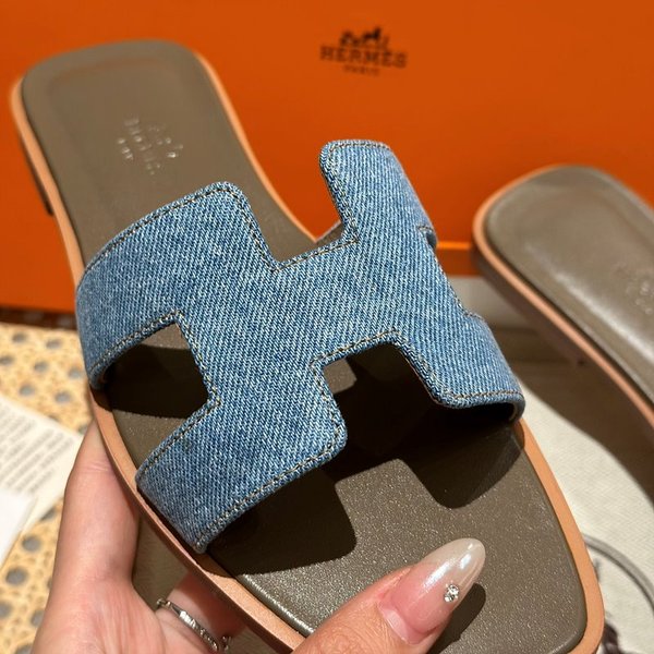 에르메스 오란 발판 샌들 슬리퍼 [매장가110만원대]
