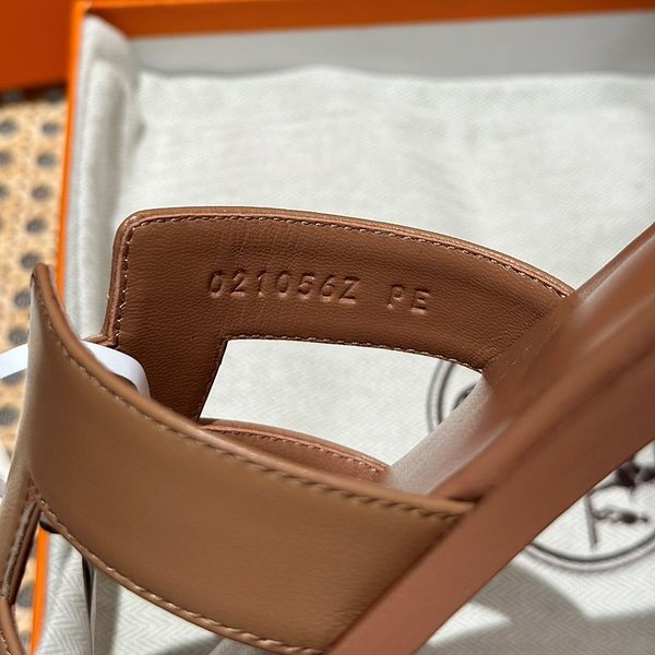 에르메스 오란 발판 샌들 슬리퍼 [매장가110만원대]