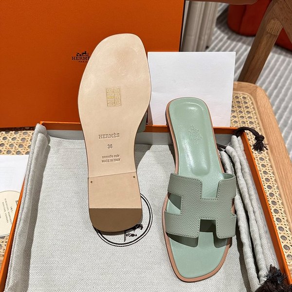 에르메스 오란 발판 샌들 슬리퍼 [매장가110만원대]