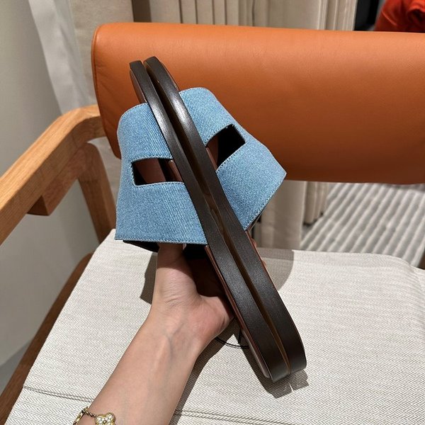 에르메스 이즈미르 스위프트 샌들 슬리퍼 [매장가120만원대]