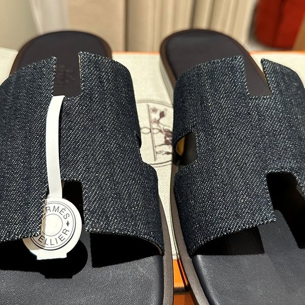 에르메스 이즈미르 스위프트 샌들 슬리퍼 [매장가120만원대]
