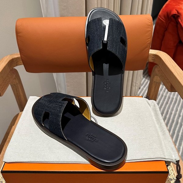 에르메스 이즈미르 스위프트 샌들 슬리퍼 [매장가120만원대]