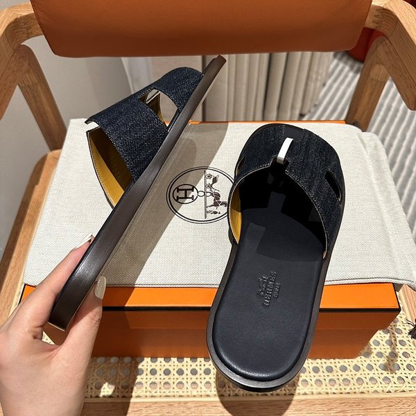 에르메스 이즈미르 스위프트 샌들 슬리퍼 [매장가120만원대]