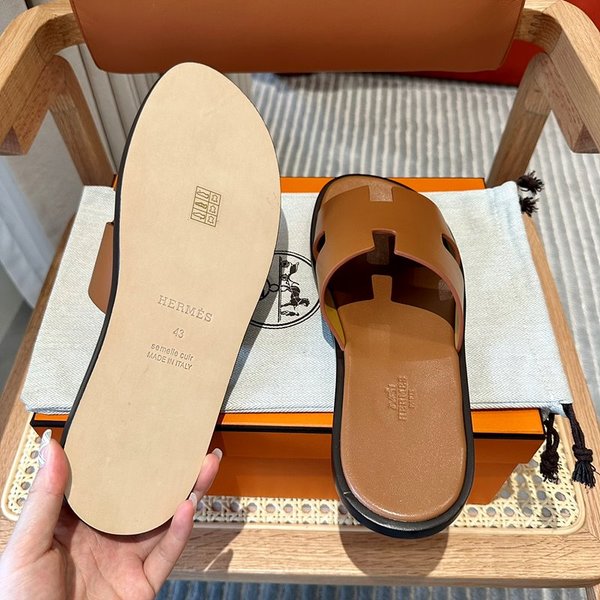 에르메스 이즈미르 스위프트 샌들 슬리퍼 [매장가120만원대]