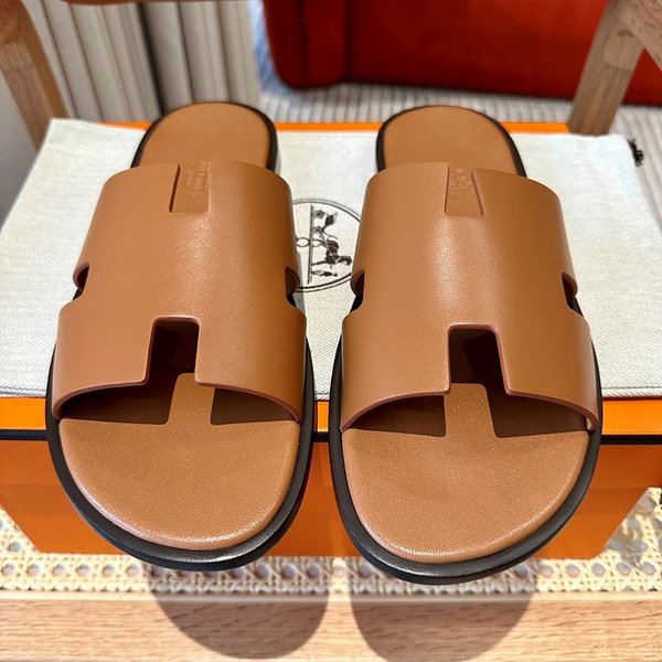 에르메스 이즈미르 스위프트 샌들 슬리퍼 [매장가120만원대]