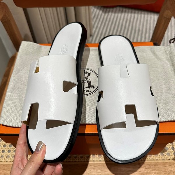 에르메스 이즈미르 스위프트 샌들 슬리퍼 [매장가120만원대]