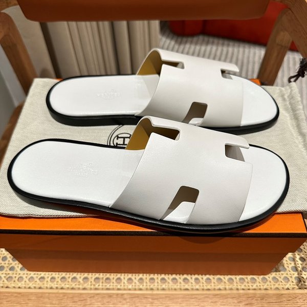 에르메스 이즈미르 스위프트 샌들 슬리퍼 [매장가120만원대]