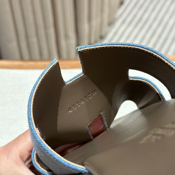 에르메스 이즈미르 스위프트 샌들 슬리퍼 [매장가120만원대]