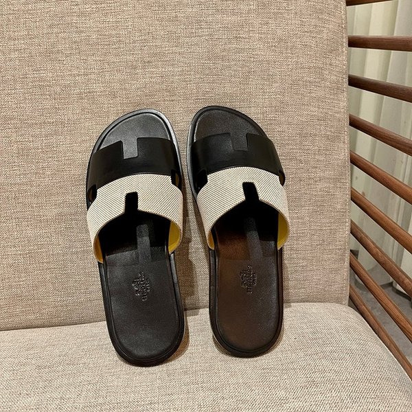 에르메스 이즈미르 스위프트 샌들 슬리퍼 [매장가120만원대]