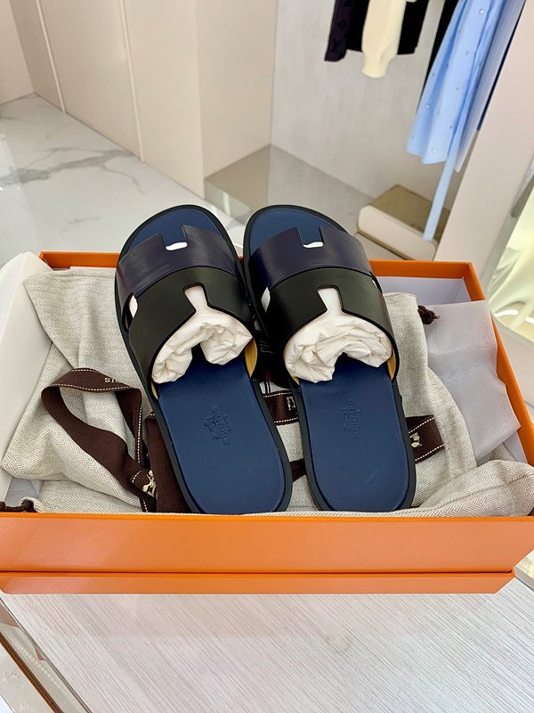 에르메스 이즈미르 스위프트 샌들 슬리퍼 [매장가120만원대]