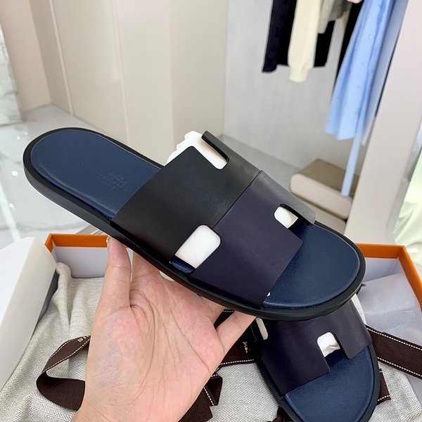 에르메스 이즈미르 스위프트 샌들 슬리퍼 [매장가120만원대]