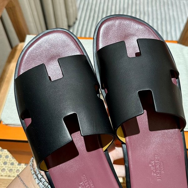 에르메스 이즈미르 스위프트 샌들 슬리퍼 [매장가120만원대]