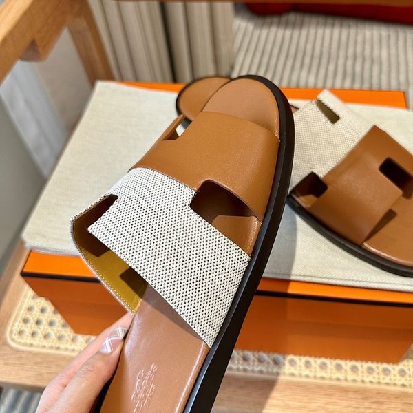 에르메스 이즈미르 스위프트 샌들 슬리퍼 [매장가120만원대]