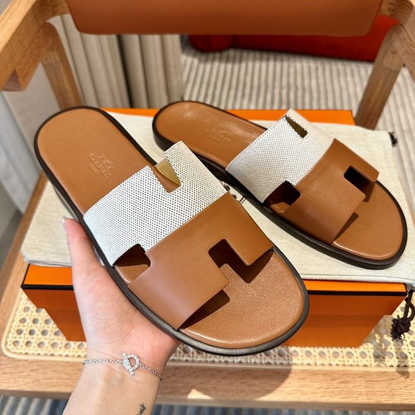 에르메스 이즈미르 스위프트 샌들 슬리퍼 [매장가120만원대]