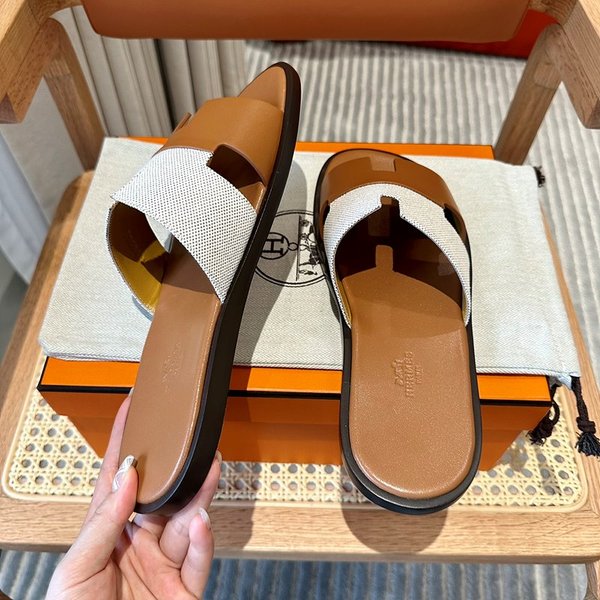 에르메스 이즈미르 스위프트 샌들 슬리퍼 [매장가120만원대]