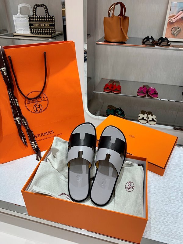 에르메스 이즈미르 스위프트 샌들 슬리퍼 [매장가120만원대]