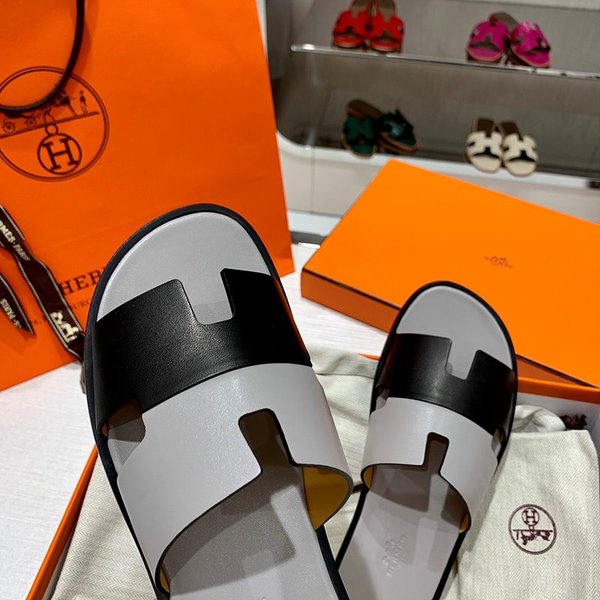 에르메스 이즈미르 스위프트 샌들 슬리퍼 [매장가120만원대]