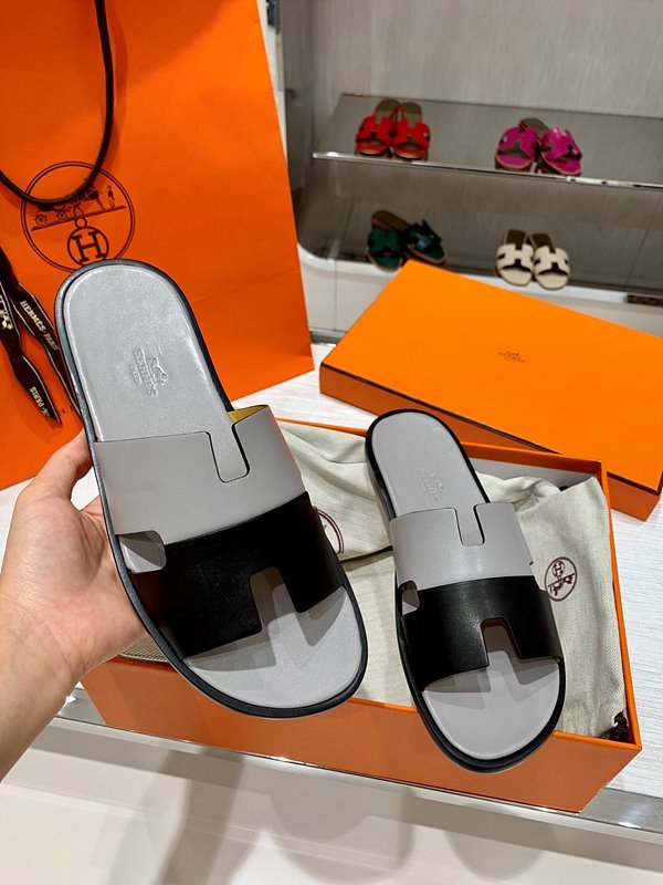 에르메스 이즈미르 스위프트 샌들 슬리퍼 [매장가120만원대]