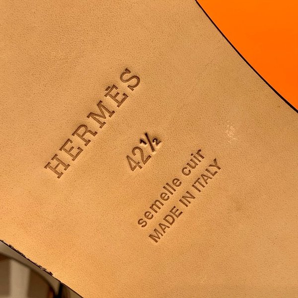 에르메스 이즈미르 스위프트 샌들 슬리퍼 [매장가120만원대]