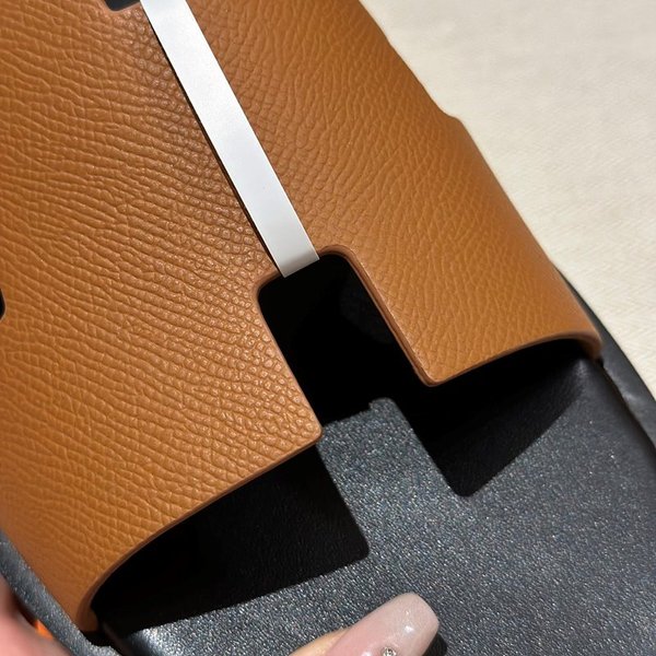 에르메스 이즈미르 샌들 슬리퍼 [매장가120만원대]